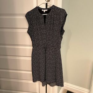 DR2 black and white dress